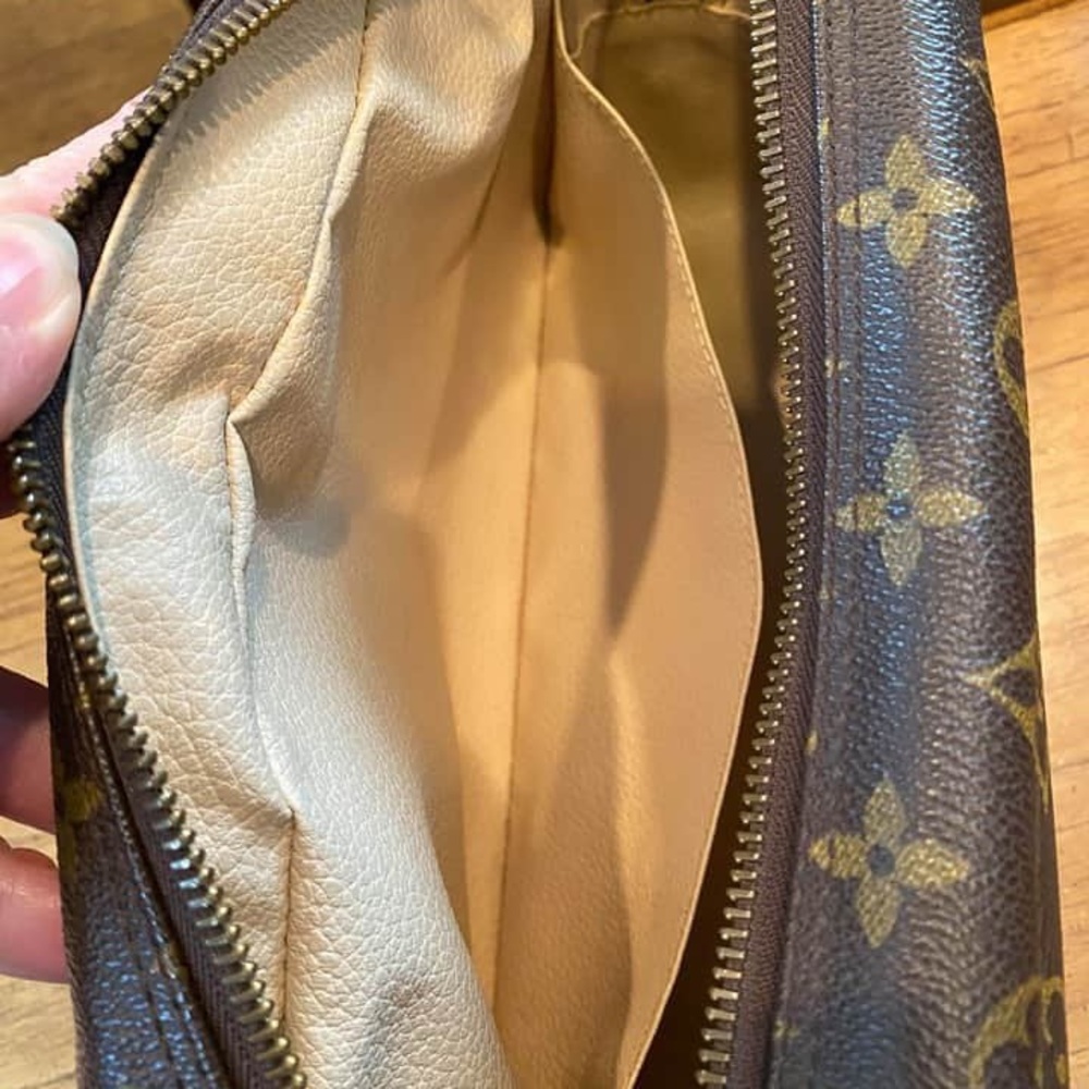 LV Trousse Bag - Picture 7 of 10
